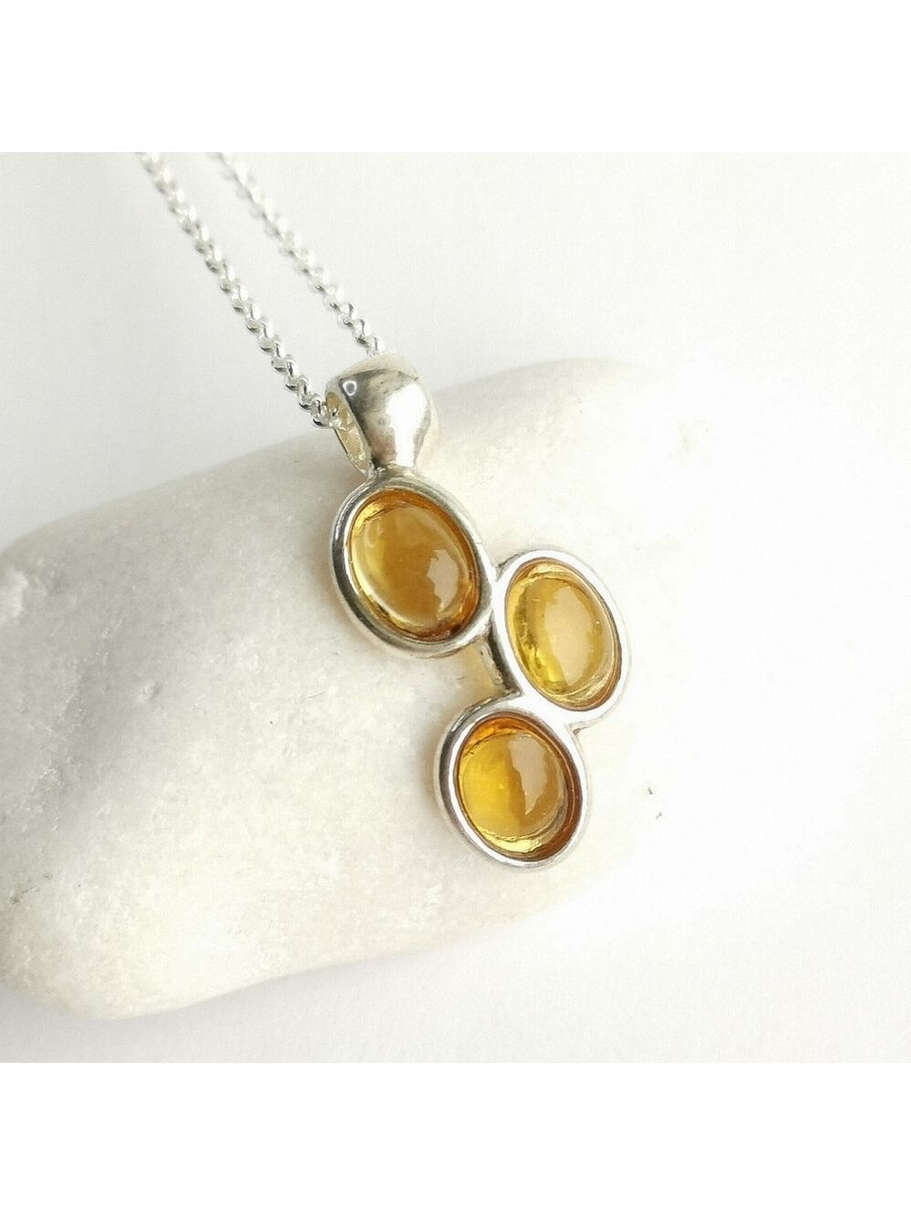 Sterling silver Baltic Amber pendant necklace 🆕